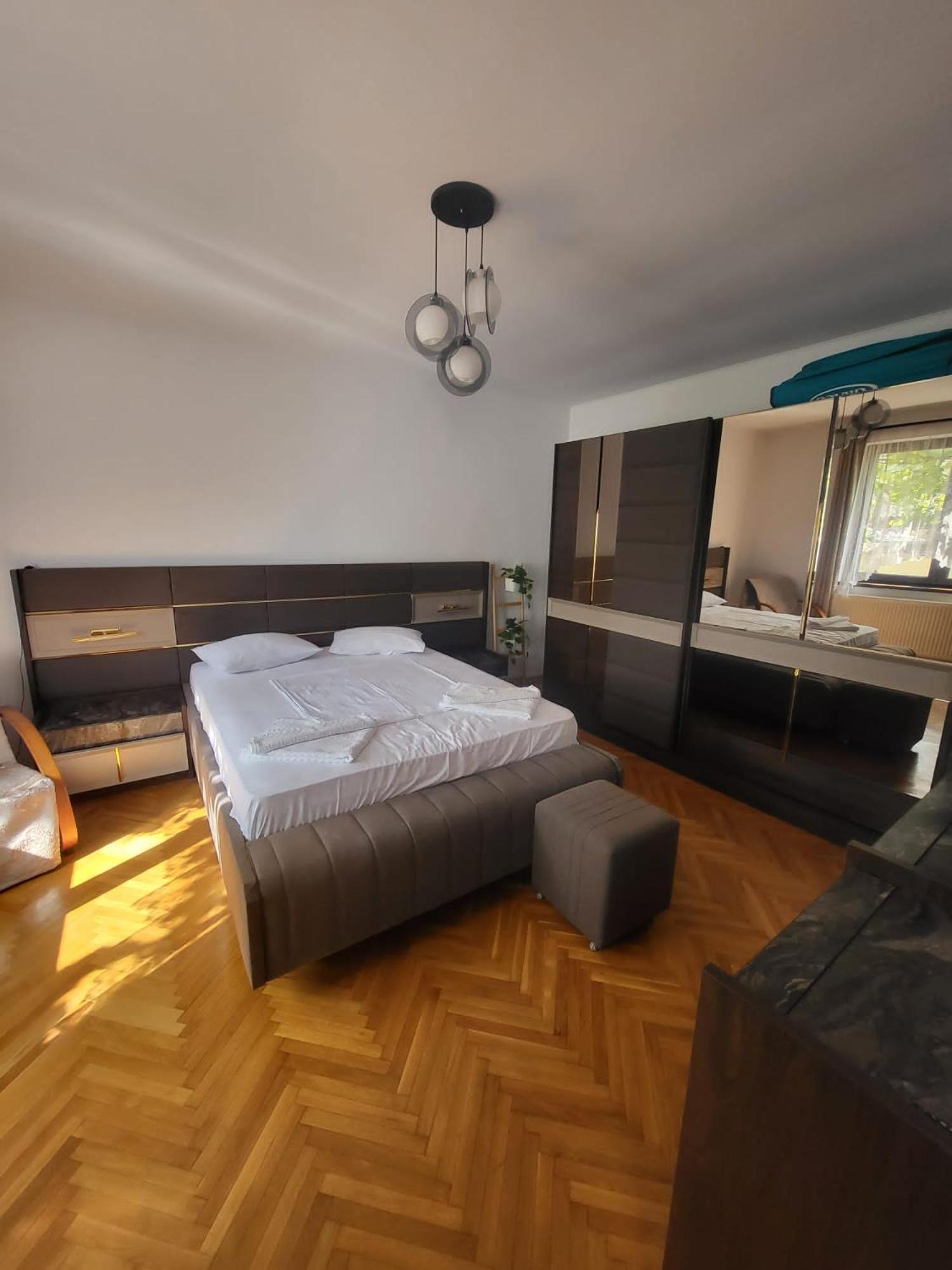 Ana'S Home Sibiu Luaran gambar