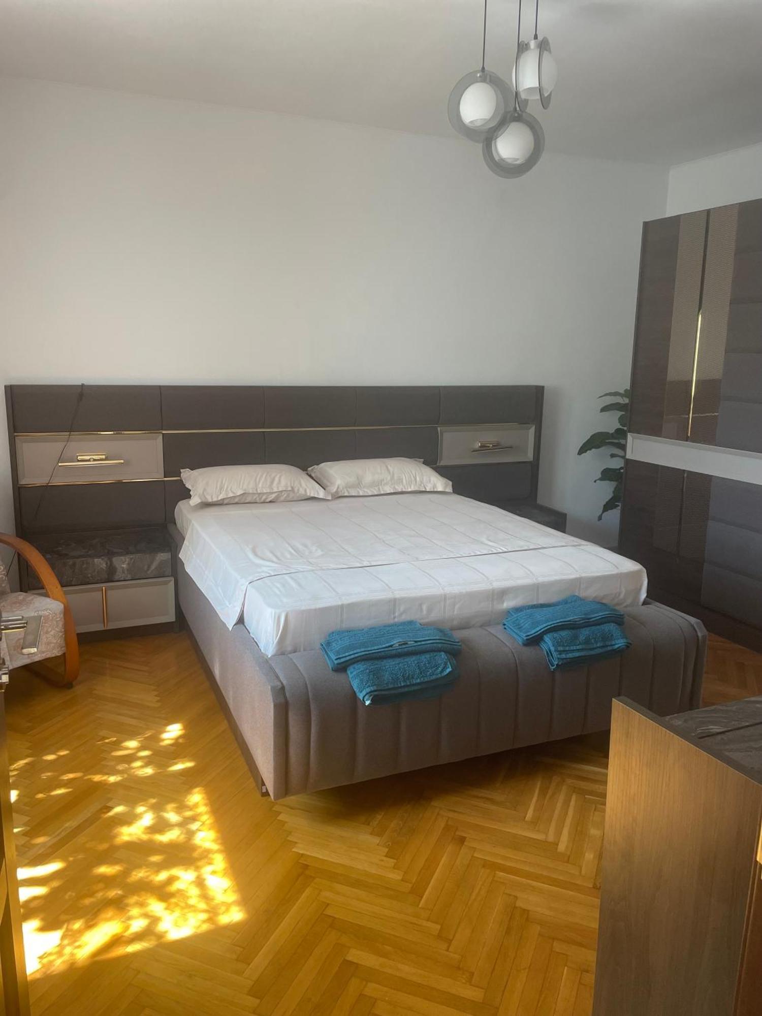 Ana'S Home Sibiu Luaran gambar